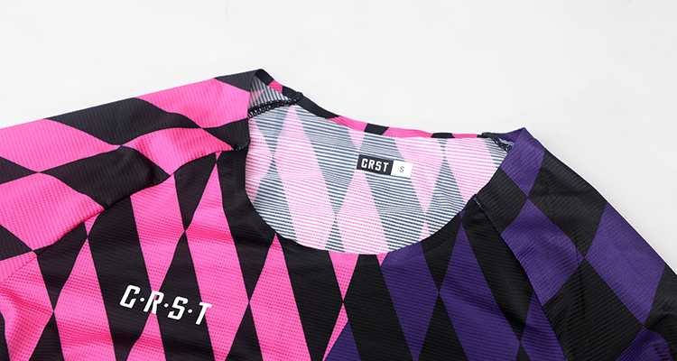 custom running apparel